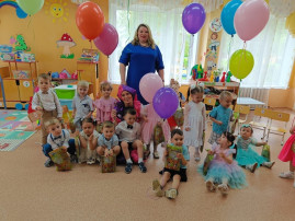 Выпускной в яслях👶🎉💐 Выпускной в яслях👶🎉💐.